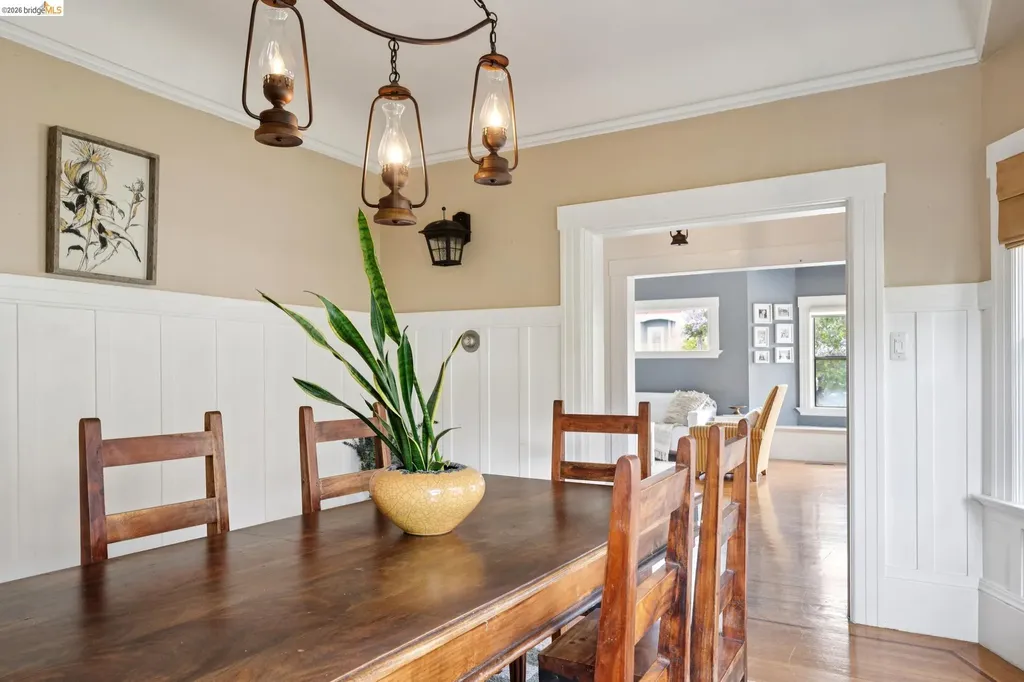 892 Laurel Street Alameda CA 94501