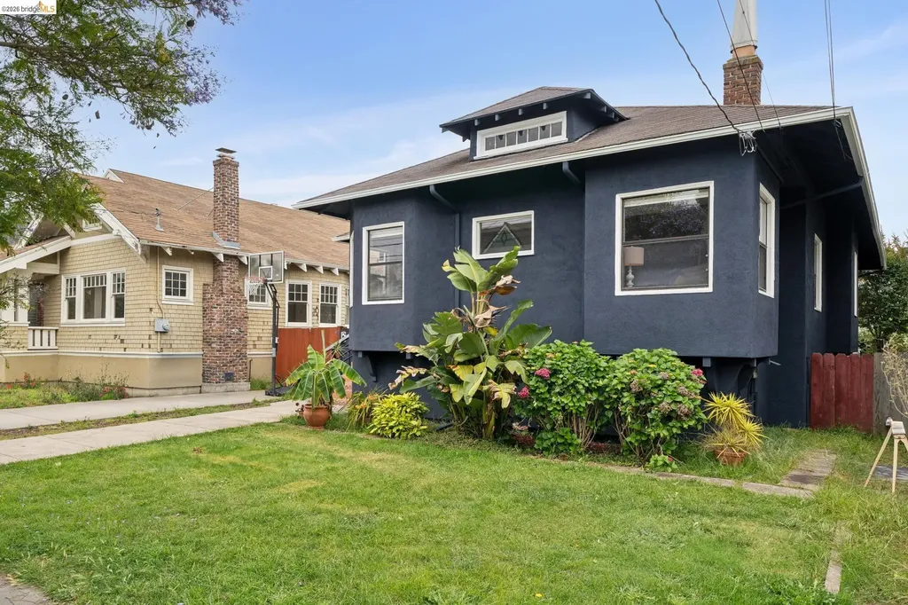 892 Laurel Street Alameda CA 94501