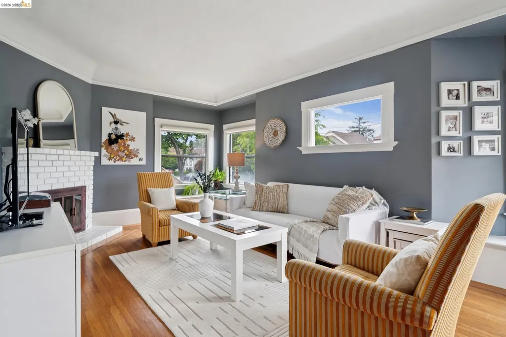 892 Laurel Street Alameda CA 94501
