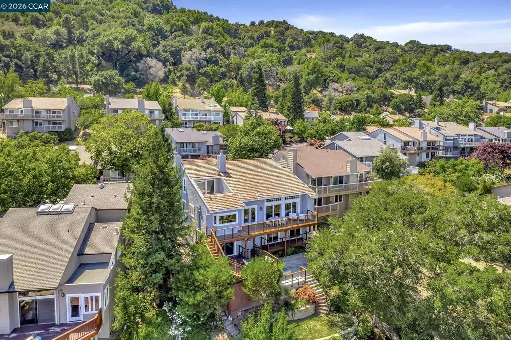 1825 Saint Andrews Drive Moraga CA 94556