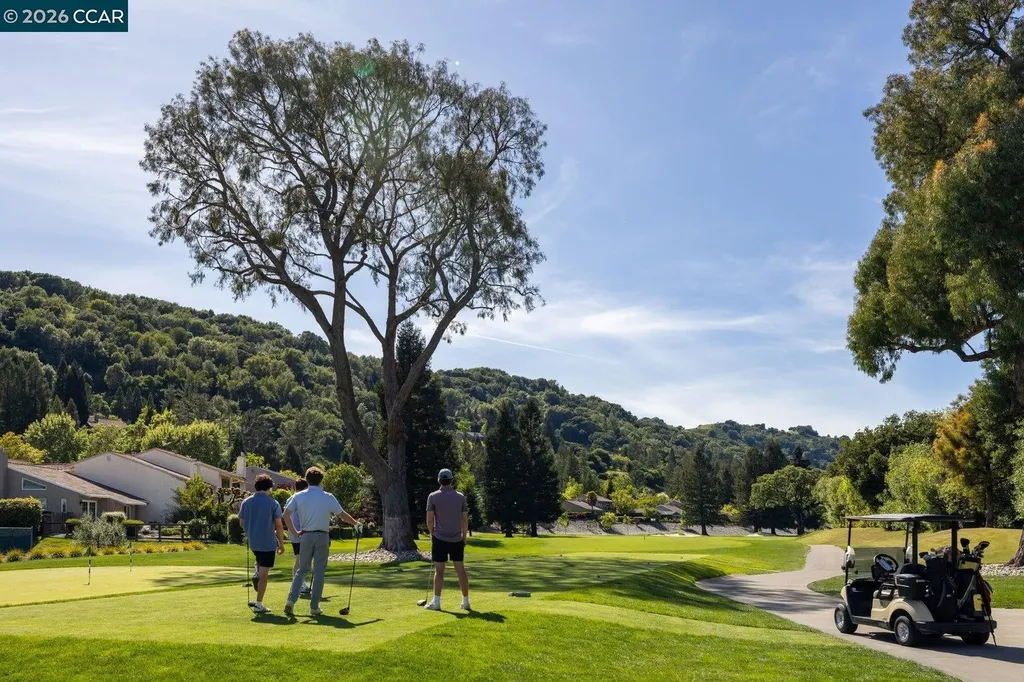 1825 Saint Andrews Drive Moraga CA 94556
