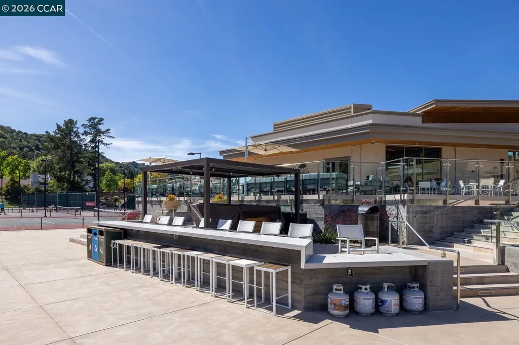 1825 Saint Andrews Drive Moraga CA 94556