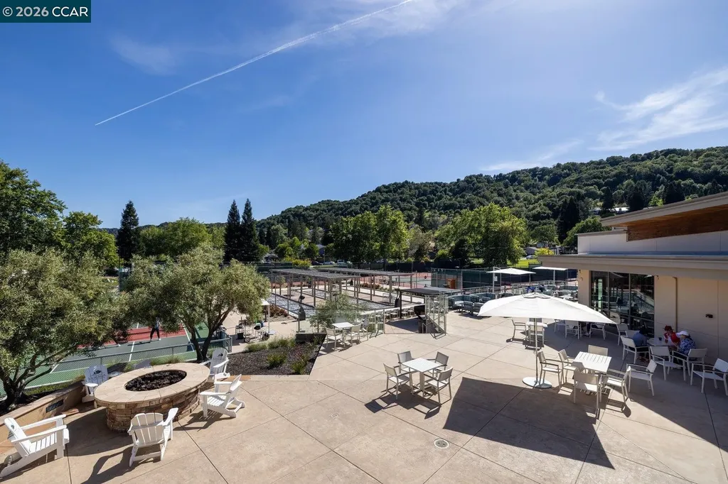 1825 Saint Andrews Drive Moraga CA 94556