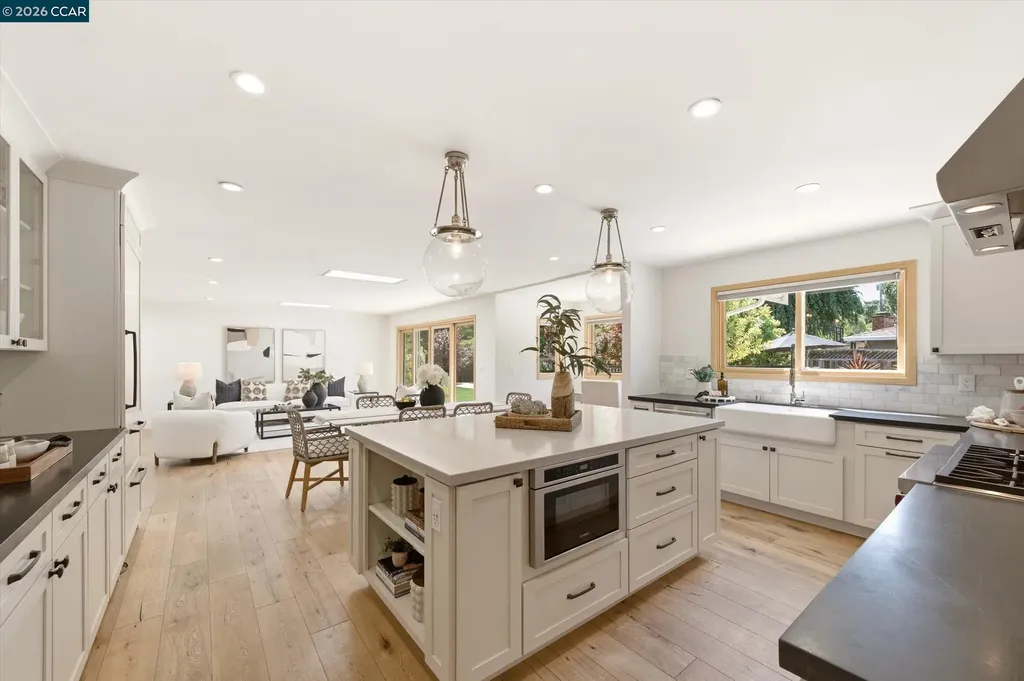 1219 Elmwood Drive Walnut Creek CA 94597