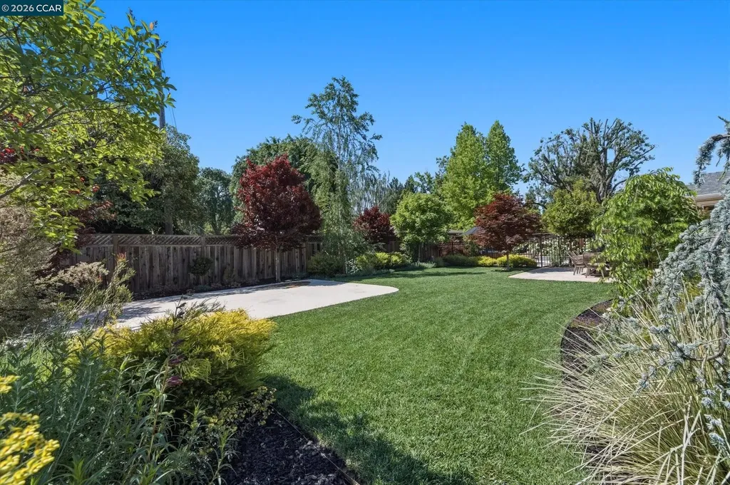 1219 Elmwood Drive Walnut Creek CA 94597