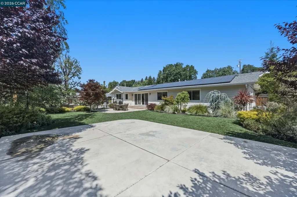 1219 Elmwood Drive Walnut Creek CA 94597