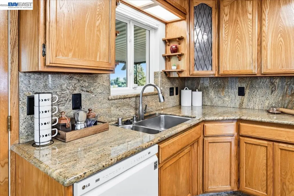 3439 Wyndale Drive Castro Valley CA 94546