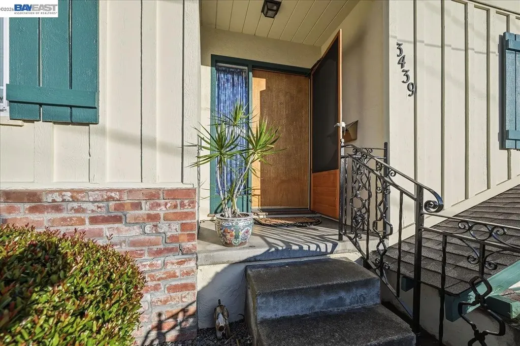 3439 Wyndale Drive Castro Valley CA 94546