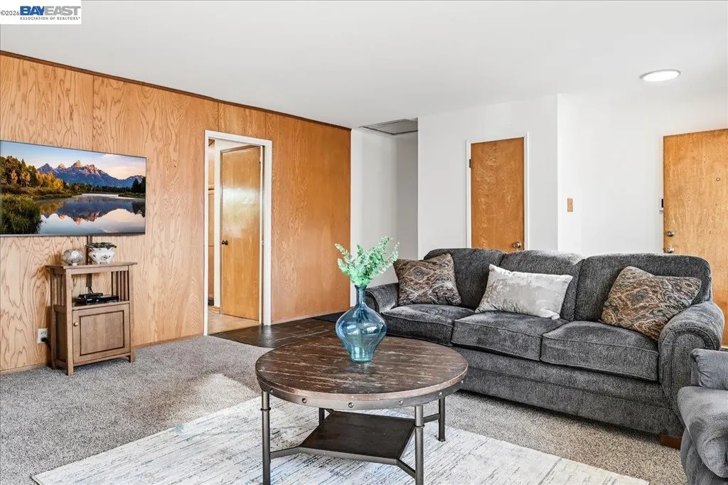 3439 Wyndale Drive Castro Valley CA 94546