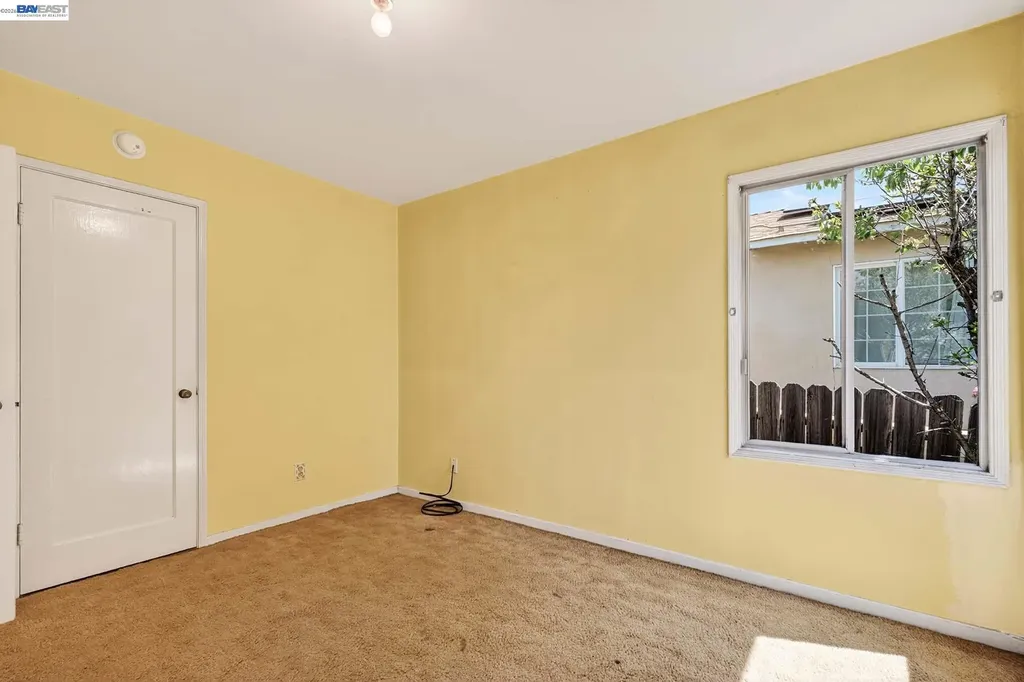 4035 Somerset Avenue Castro Valley CA 94546