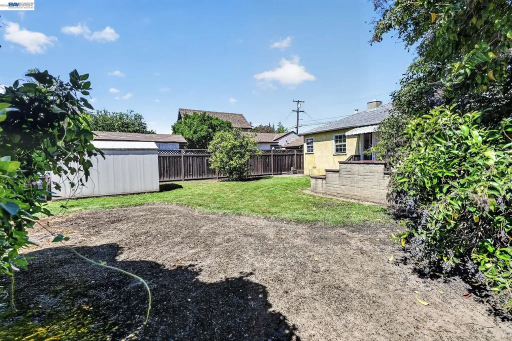 4035 Somerset Avenue Castro Valley CA 94546