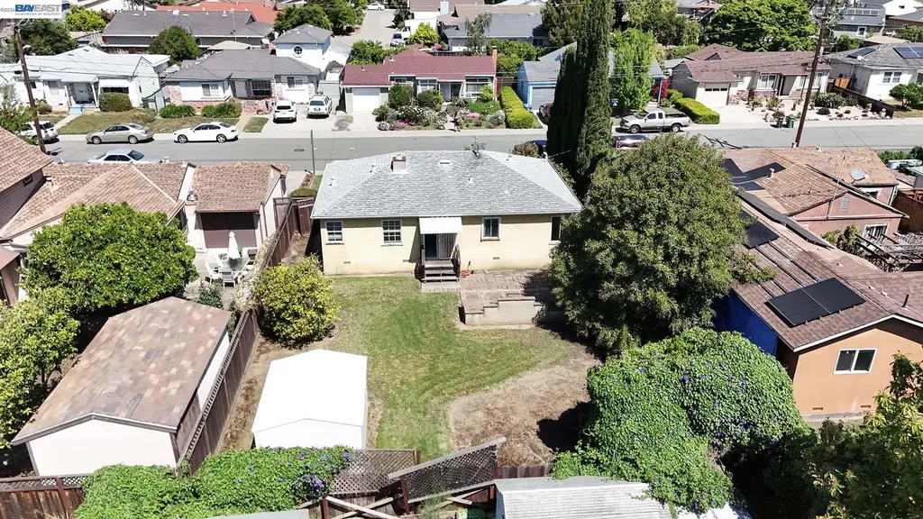 4035 Somerset Avenue Castro Valley CA 94546