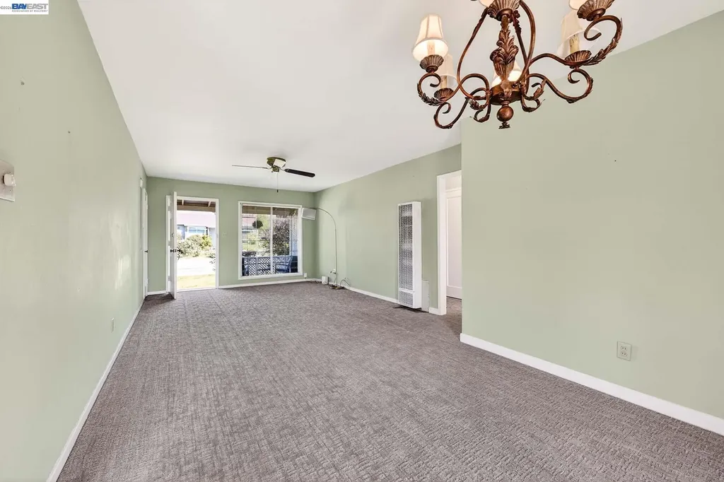 4035 Somerset Avenue Castro Valley CA 94546