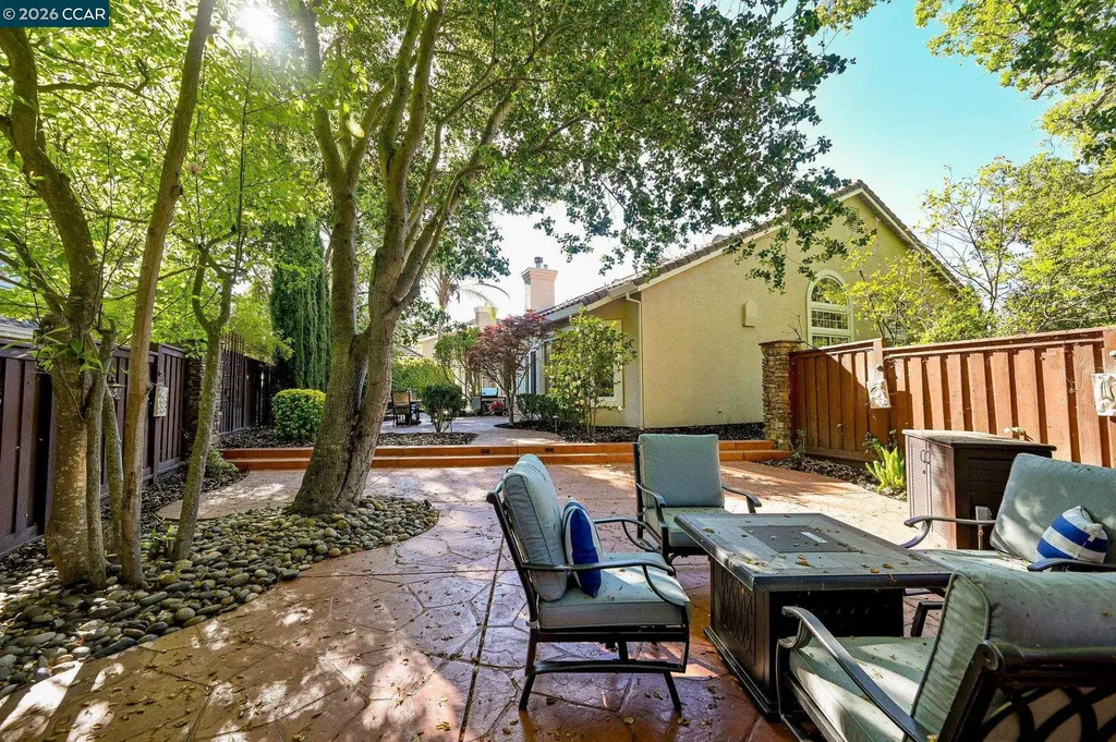 101 Victoria Place Danville CA 94506