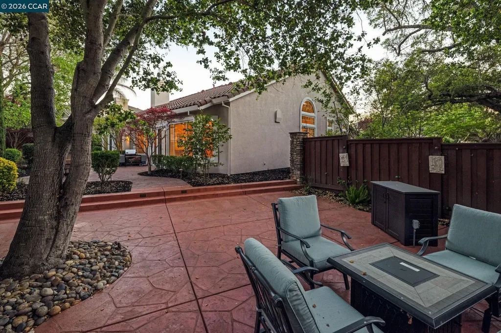 101 Victoria Place Danville CA 94506