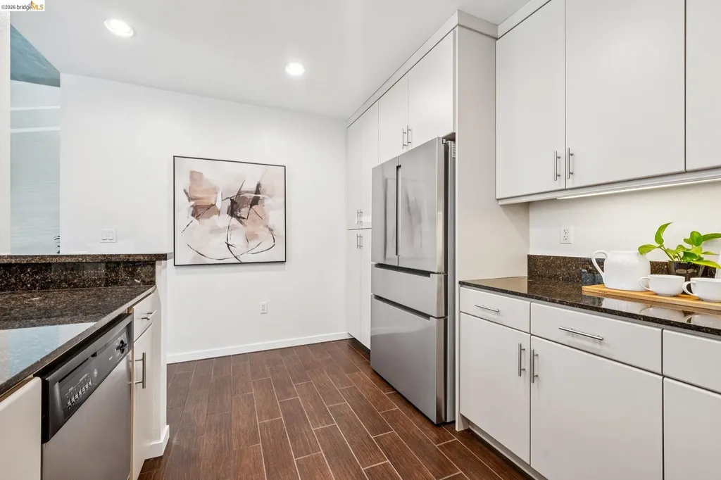 288 3rd Street Oakland CA 94607