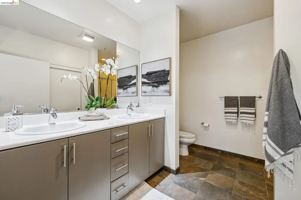 288 3rd Street Oakland CA 94607