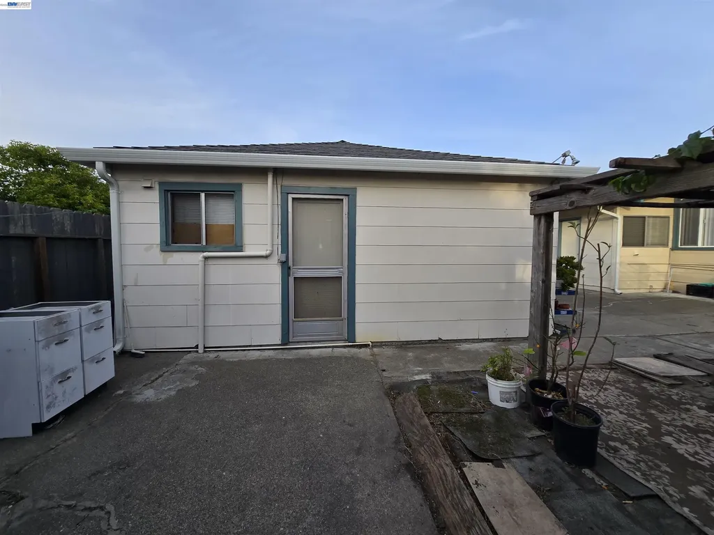 1636 Virginia Street San Leandro CA 94577