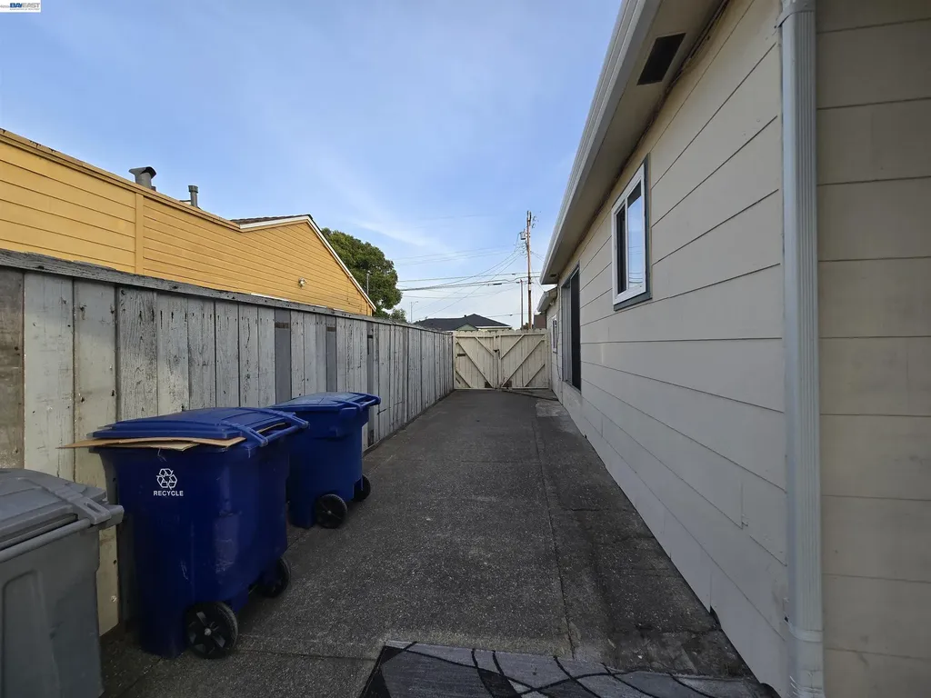 1636 Virginia Street San Leandro CA 94577