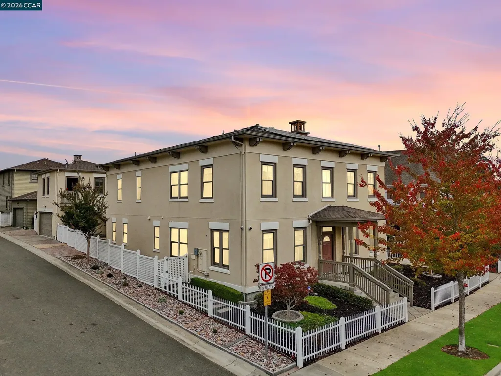 1018 Promenade Street Hercules CA 94547