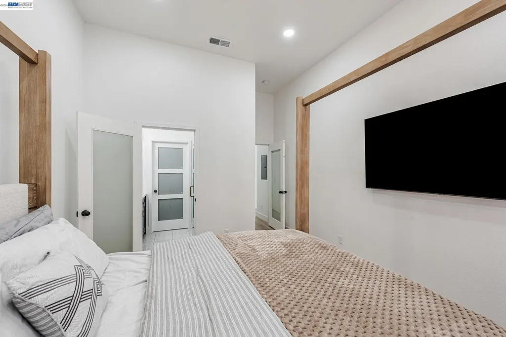 35970 Vivian Place Fremont CA 94536