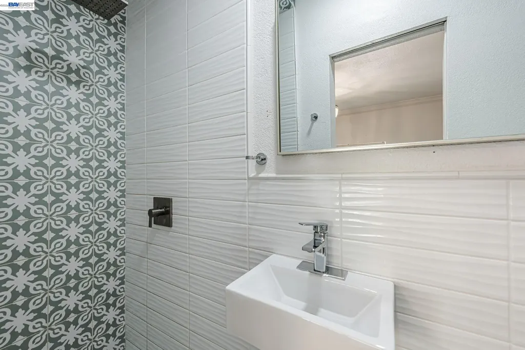 35970 Vivian Place Fremont CA 94536