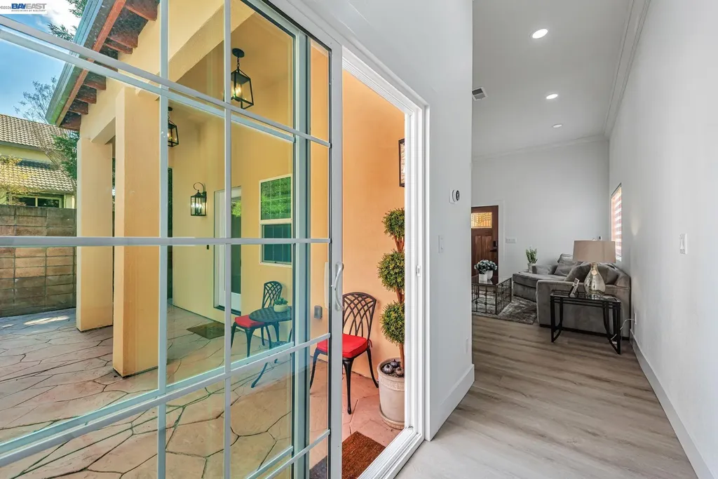 35970 Vivian Place Fremont CA 94536