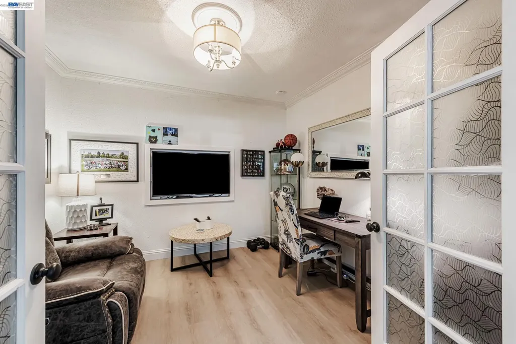 35970 Vivian Place Fremont CA 94536