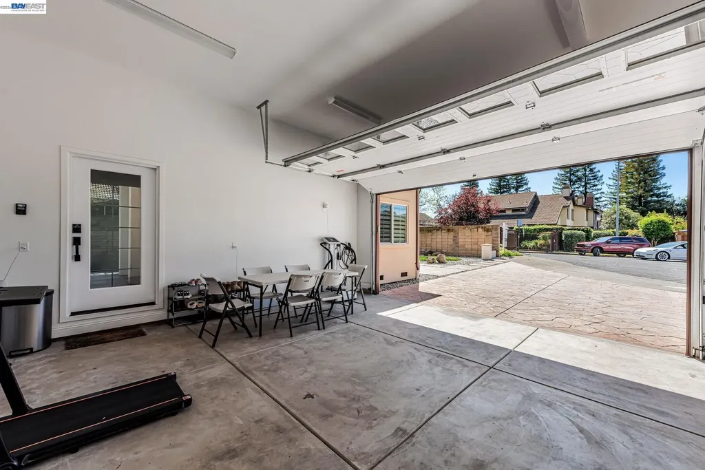 35970 Vivian Place Fremont CA 94536