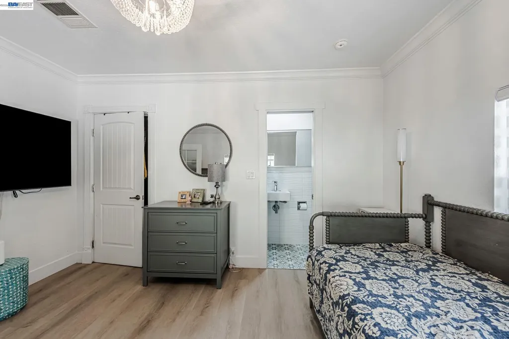 35970 Vivian Place Fremont CA 94536