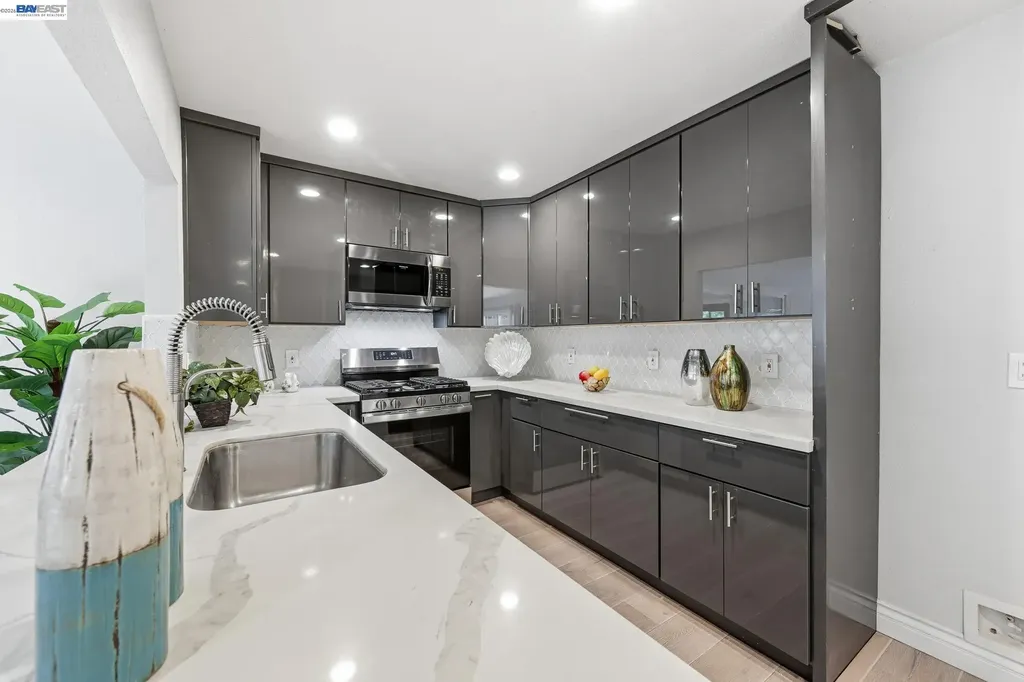 31333 San Andreas Drive Union City CA 94587