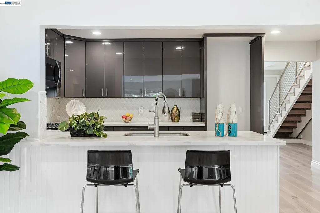 31333 San Andreas Drive Union City CA 94587