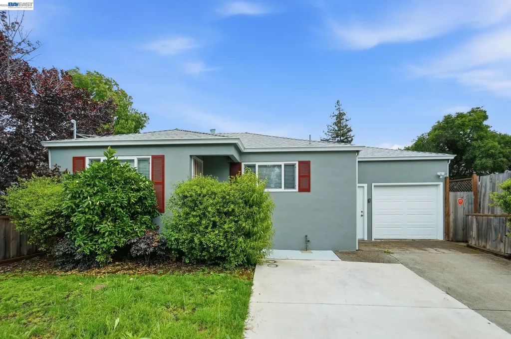 1839 Hill Avenue Hayward CA 94541