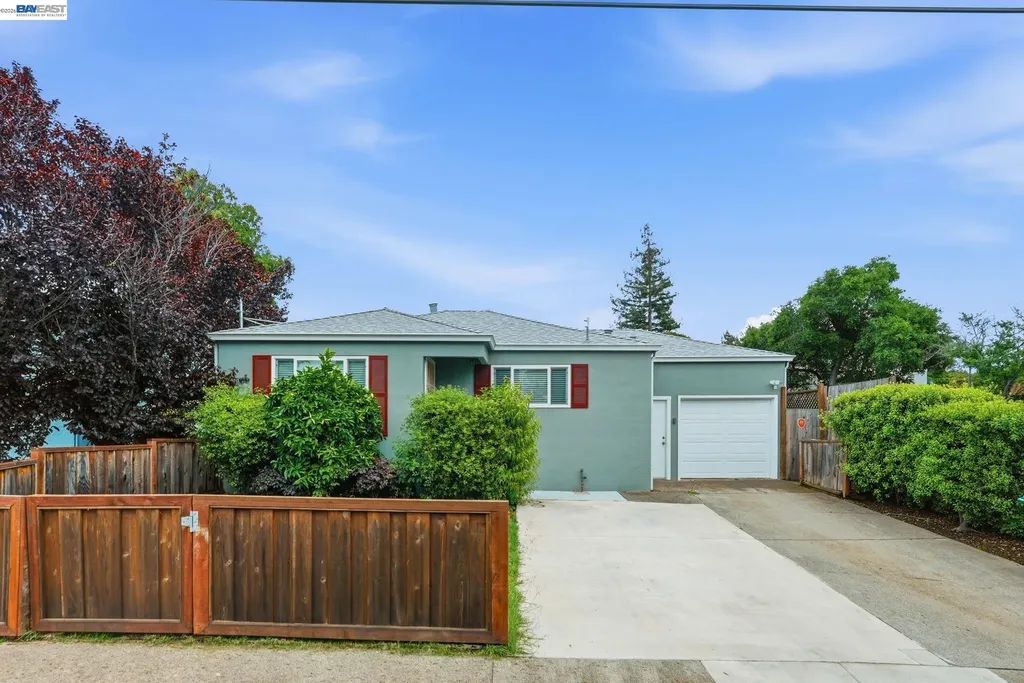 1839 Hill Avenue Hayward CA 94541