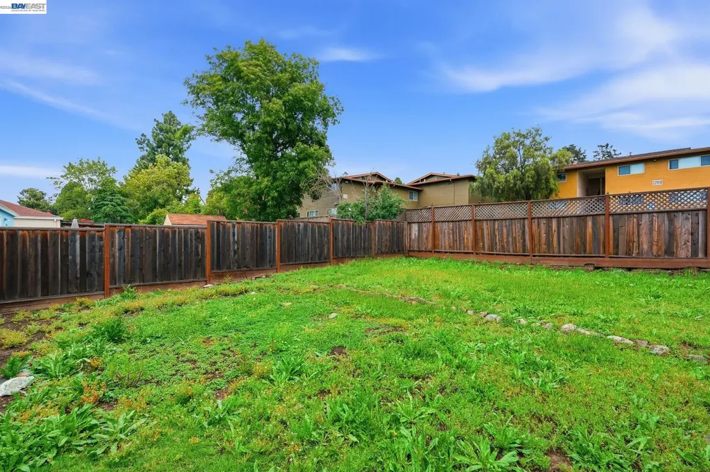 1839 Hill Avenue Hayward CA 94541