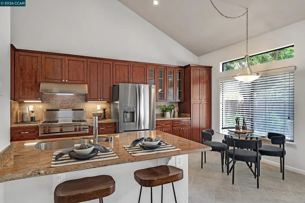 204 Vista Glen Place Martinez CA 94553