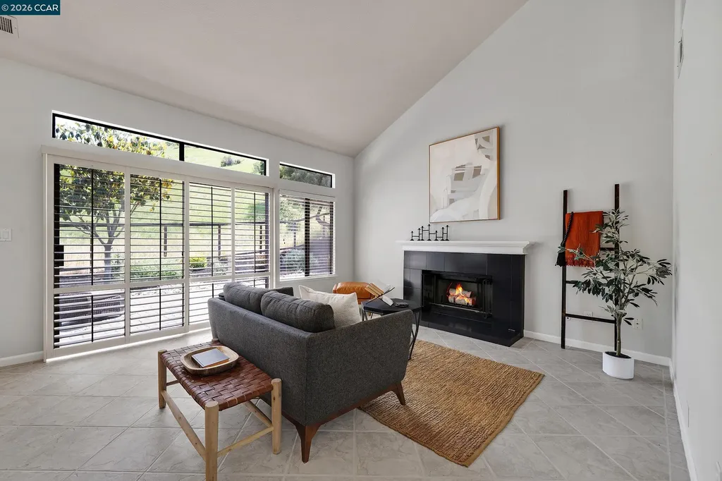 204 Vista Glen Place Martinez CA 94553