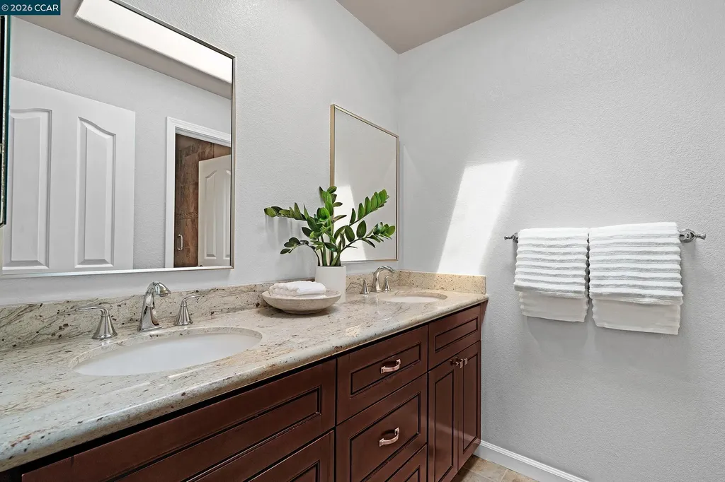 204 Vista Glen Place Martinez CA 94553