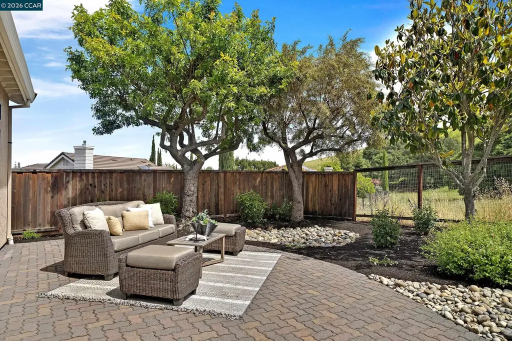 204 Vista Glen Place Martinez CA 94553