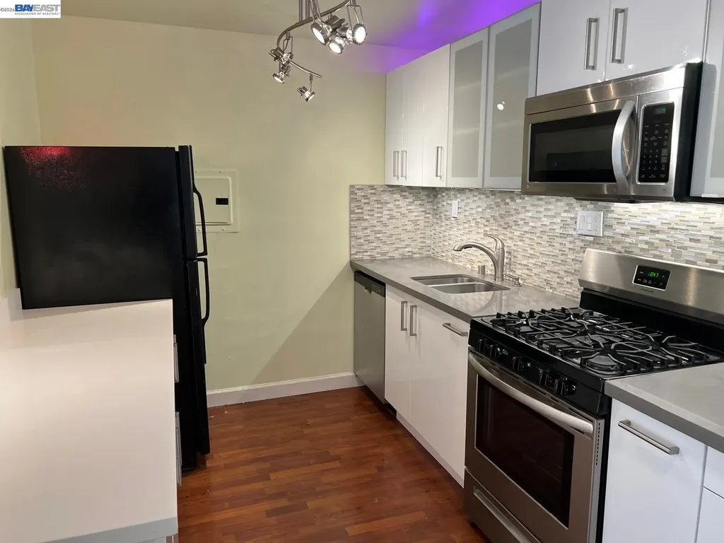 1594 Morgan Lane Walnut Creek CA 94597