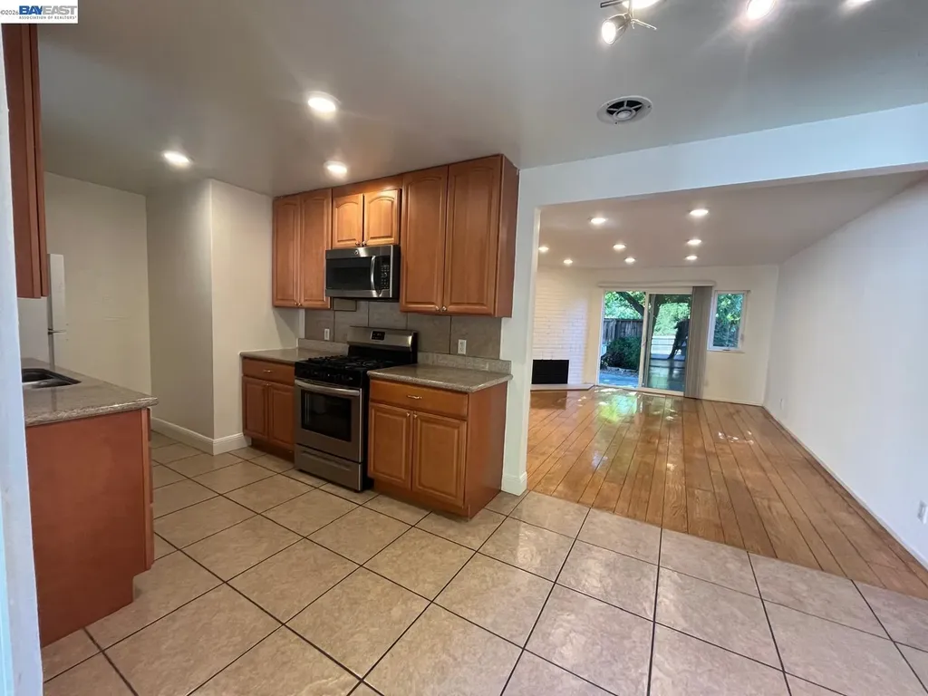 1594 Morgan Lane Walnut Creek CA 94597