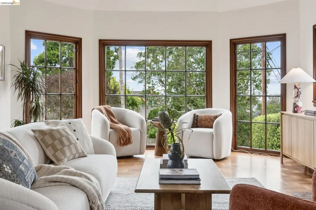 131 Montrose Road Berkeley CA 94707