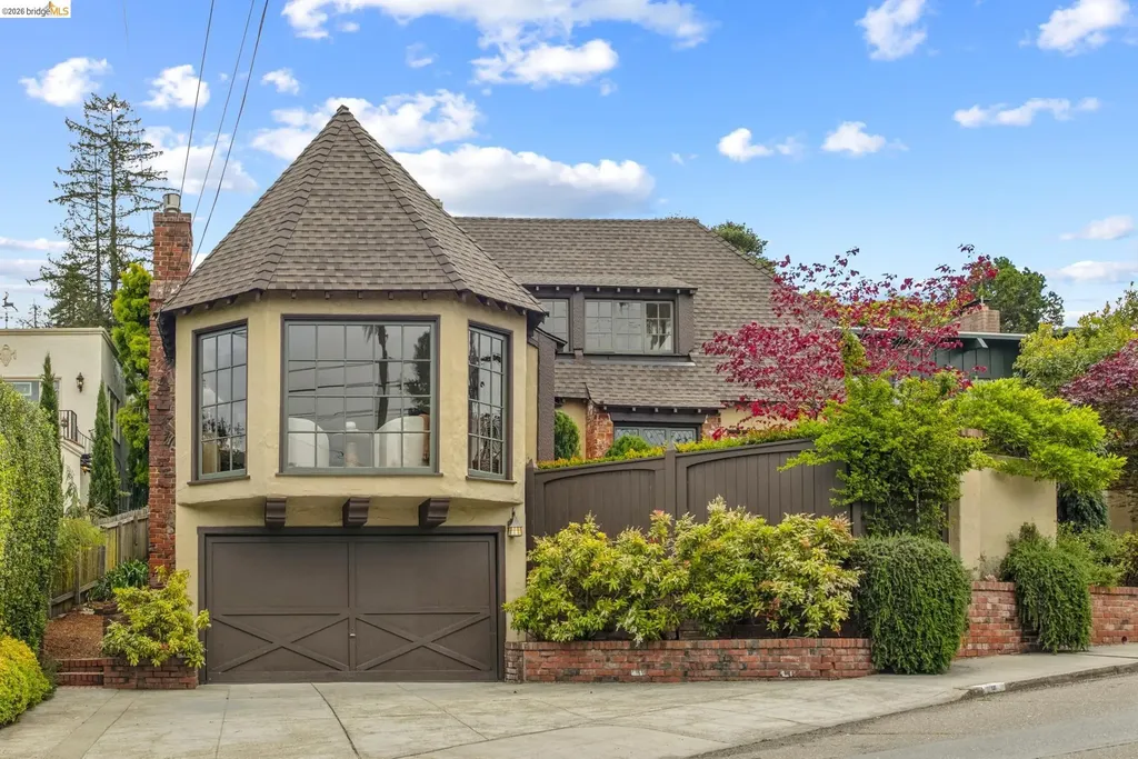 131 Montrose Road Berkeley CA 94707