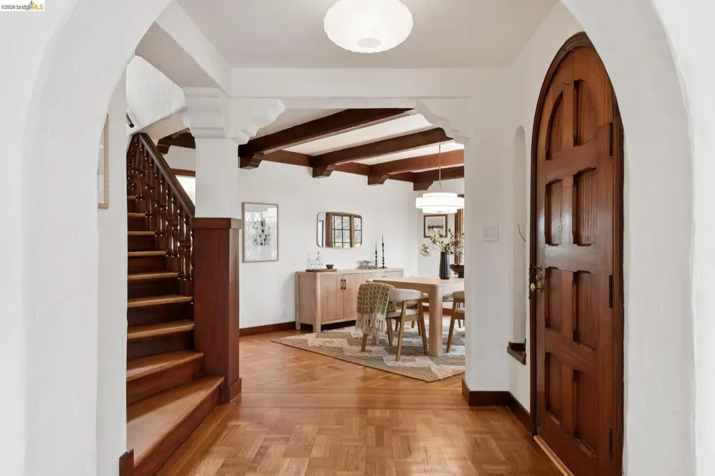 131 Montrose Road Berkeley CA 94707