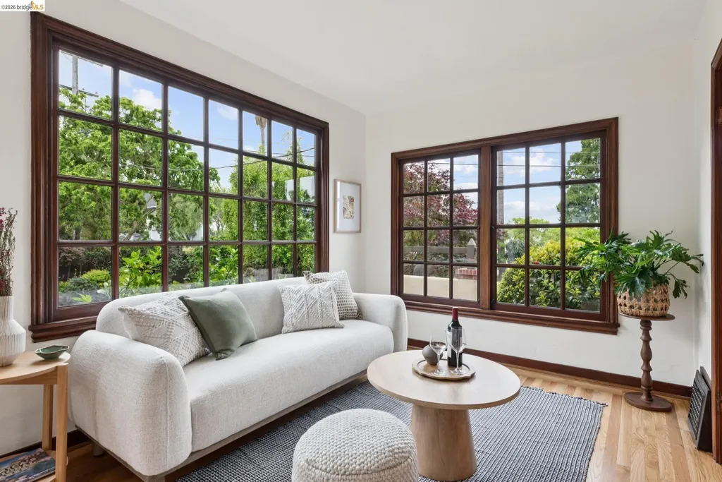 131 Montrose Road Berkeley CA 94707