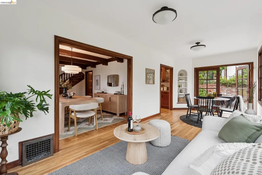 131 Montrose Road Berkeley CA 94707