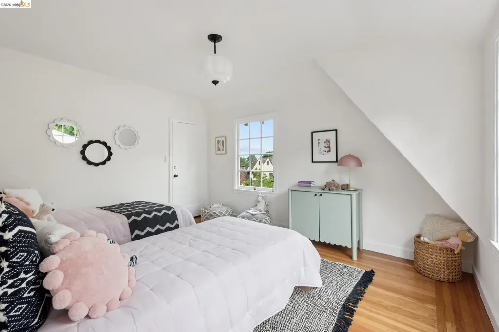 131 Montrose Road Berkeley CA 94707