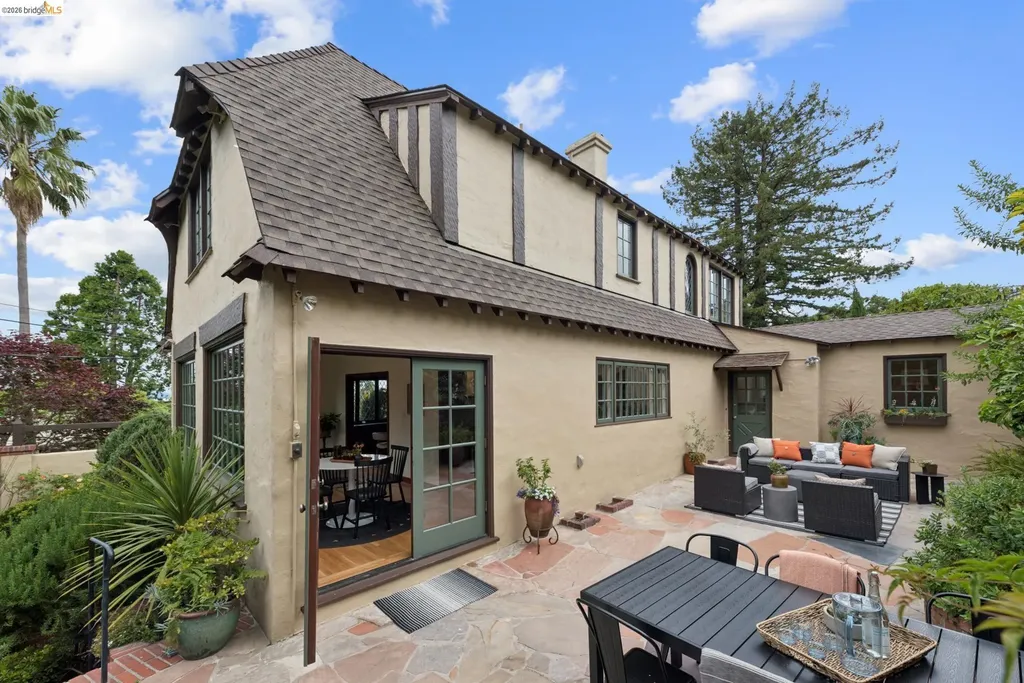 131 Montrose Road Berkeley CA 94707