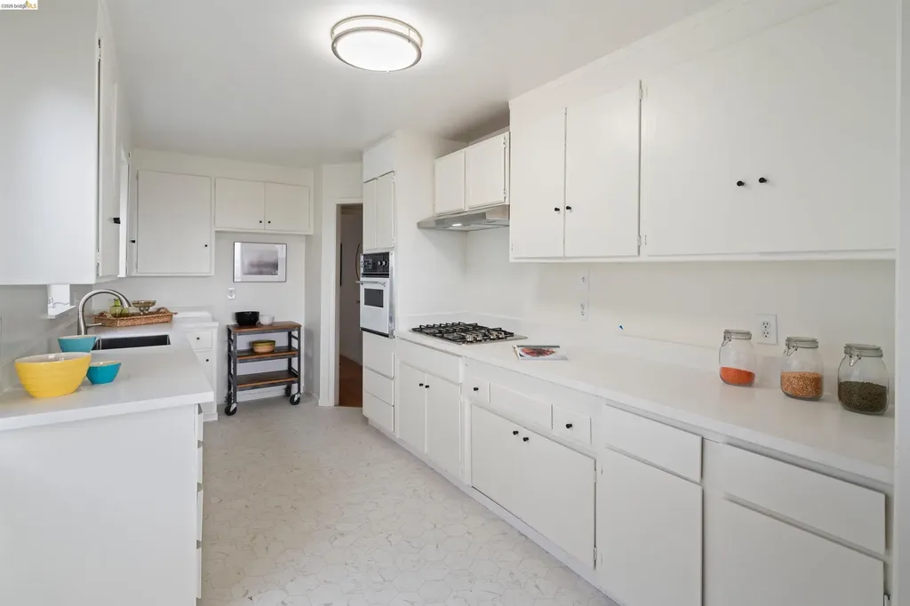 5941 Harbor View Avenue San Pablo CA 94806