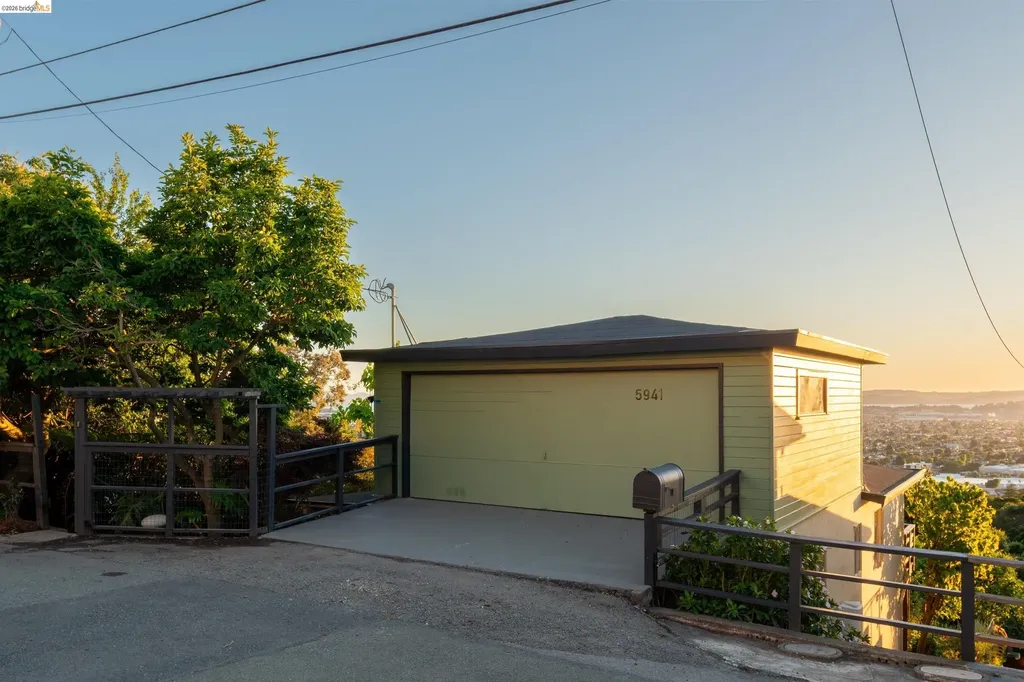 5941 Harbor View Avenue San Pablo CA 94806